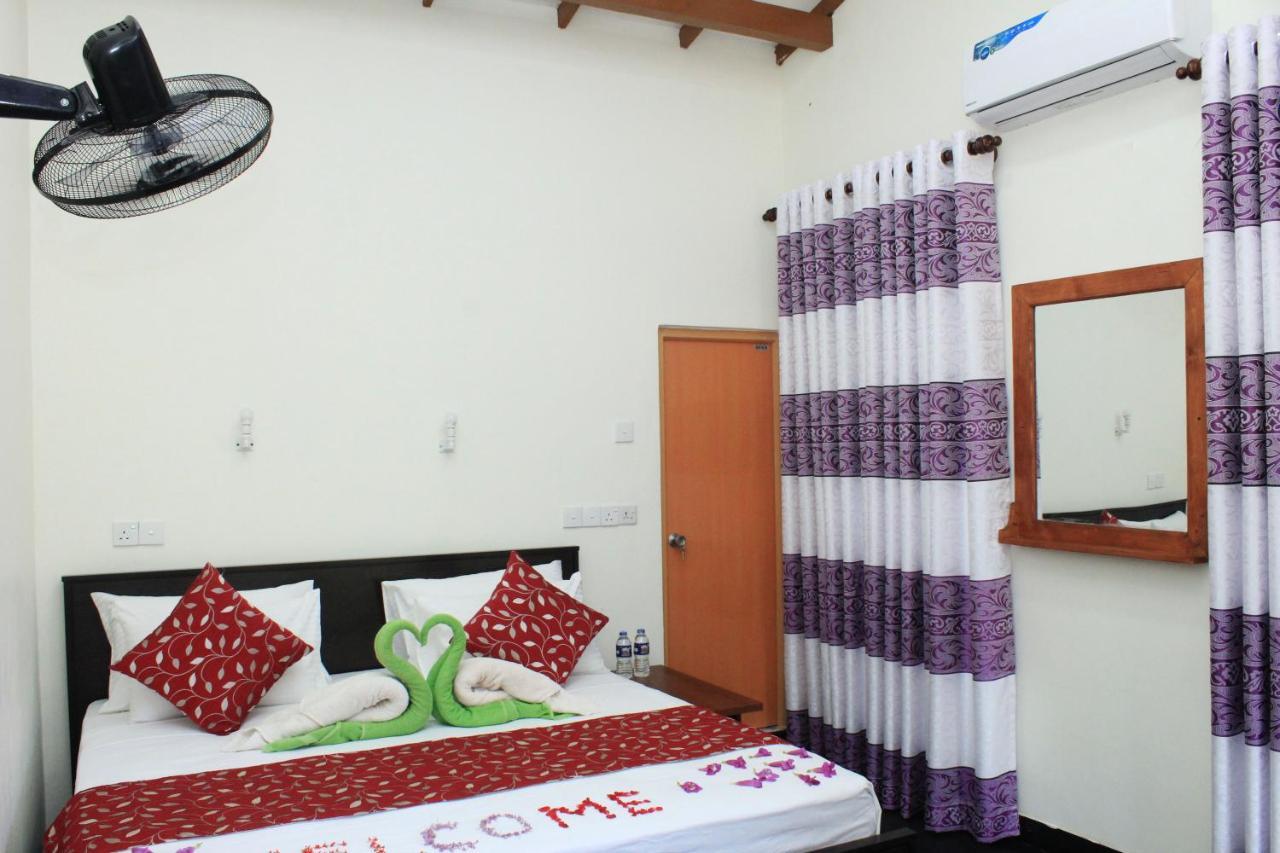 Sigiri Liya Rest Hotel สิกิริยา ภายนอก รูปภาพ